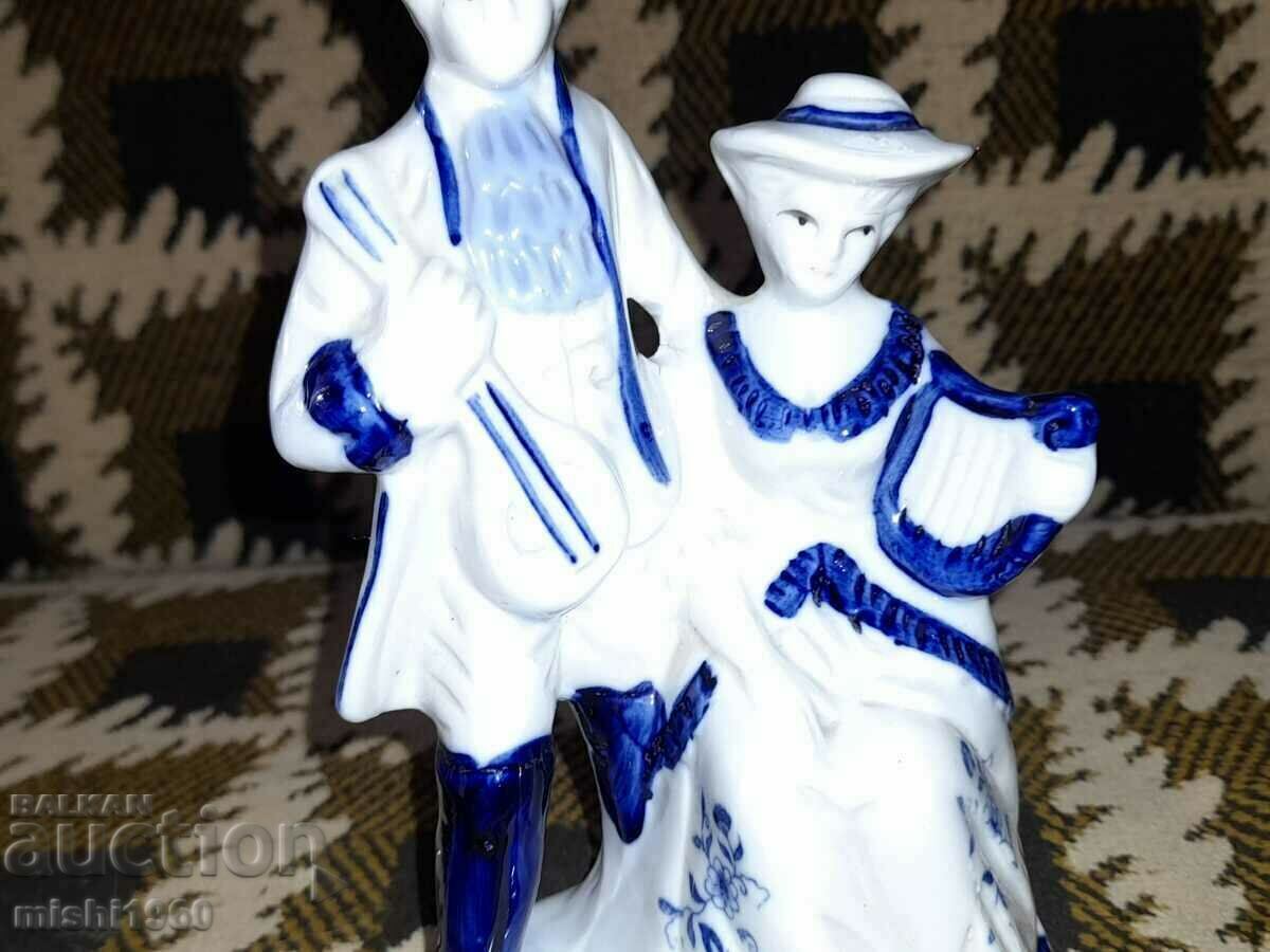 Auction Porcelain figure Auction Porcelain figure
