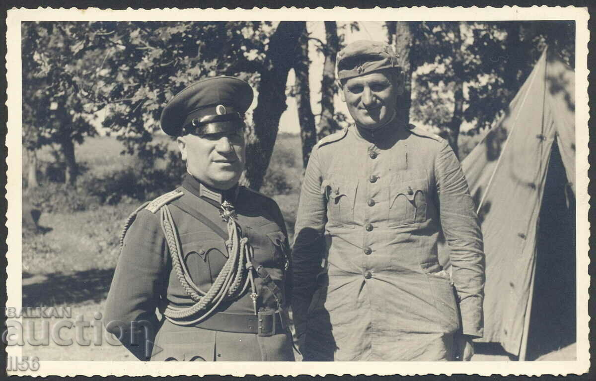 Foto - gen. Vladimir Stoychev și com. Shteryu Atanasov - 1944