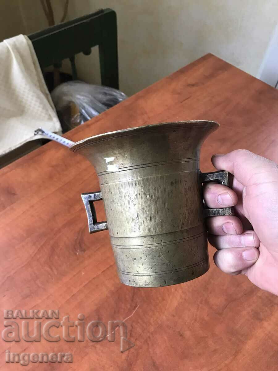 Auction MORTAR LARGE SOLID BRONZE WEIGHTING 1750 GR. Auction MORTAR LARGE SOLID BRONZE WEIGHTING 1750 GR.