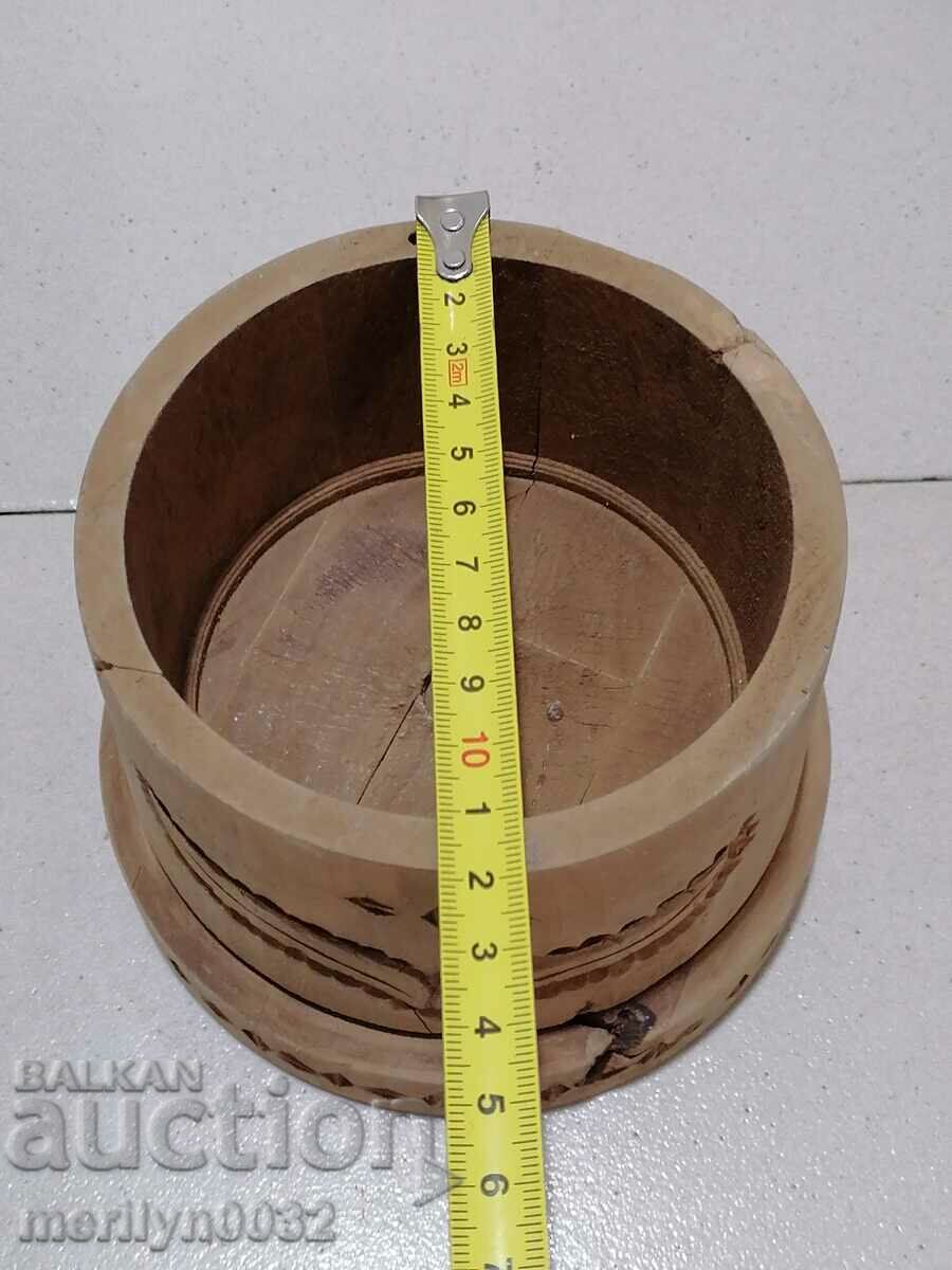 Trusa veche obiect din lemn cu sculptură în lemn primitivă - 6 Trusa veche obiect din lemn cu sculptură în lemn primitivă - 6