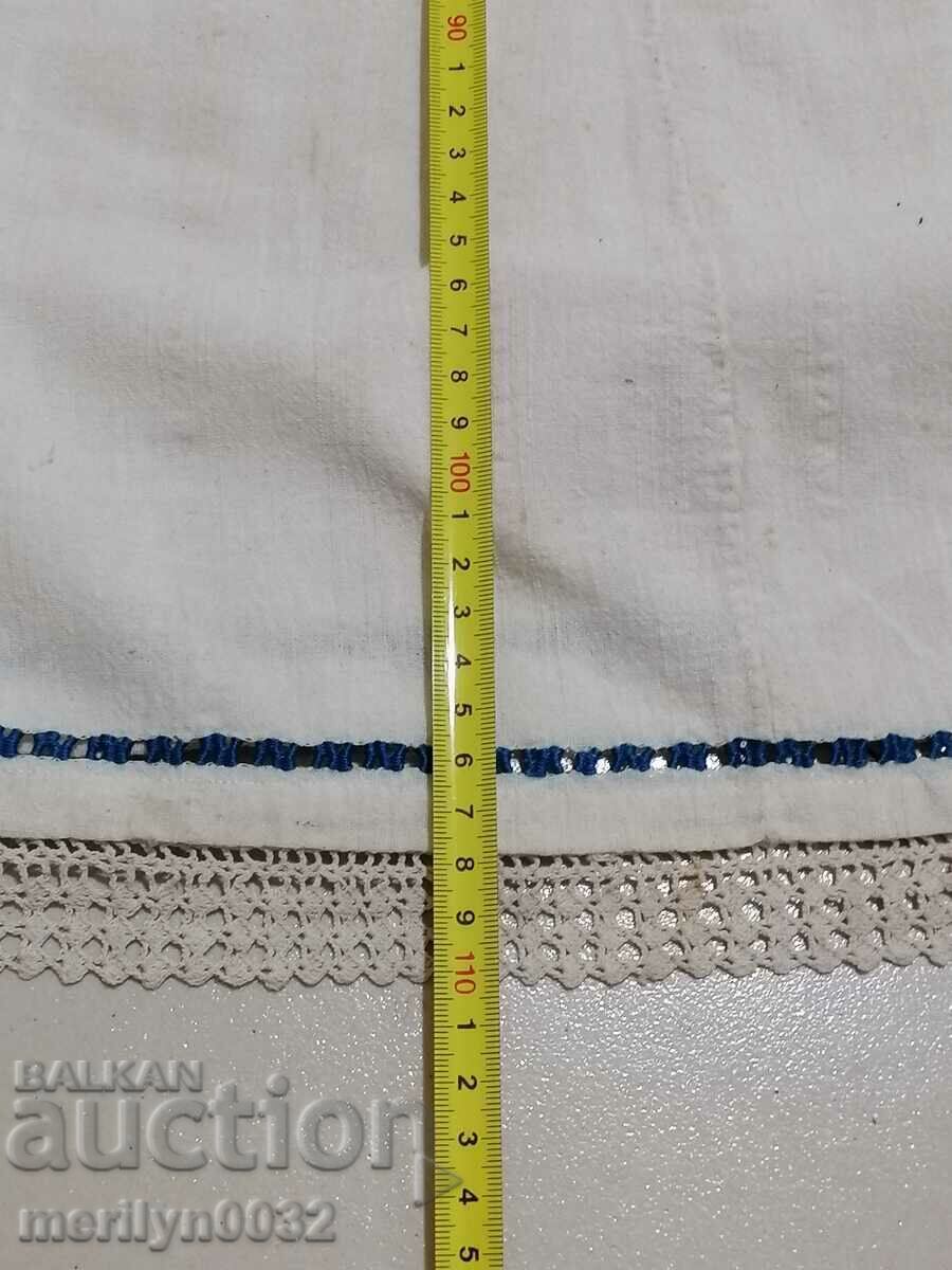 Доставка на Стара женска риза ръчна бродерия кенар чеиз носия сукман Доставка на Стара женска риза ръчна бродерия кенар чеиз носия сукман