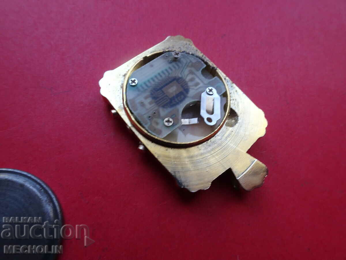 Delivery of SWISS ROAMER QUARTZ COLLECTIBLE WATCH