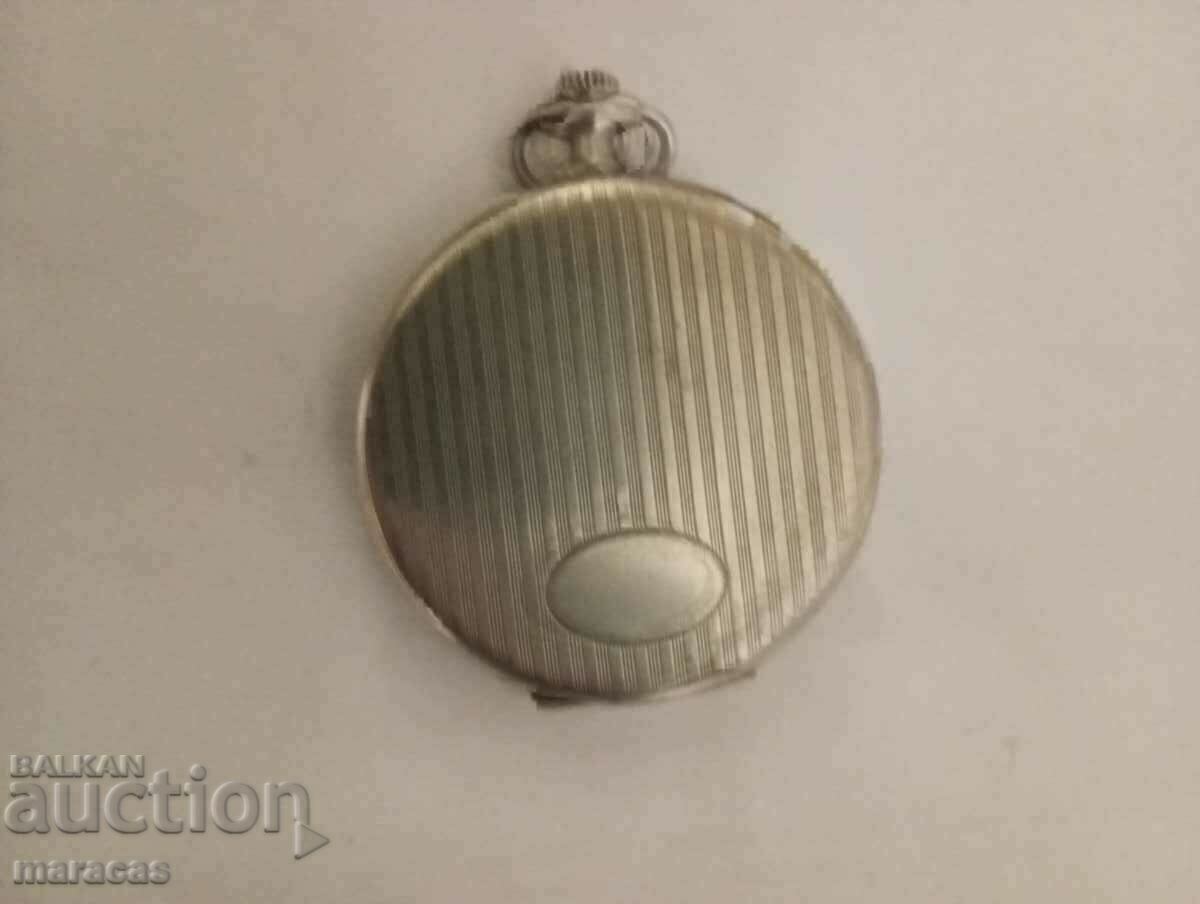 Pocket watch with price 20.00 BGN | € 10.23 Pocket watch with price 20.00 BGN | € 10.23