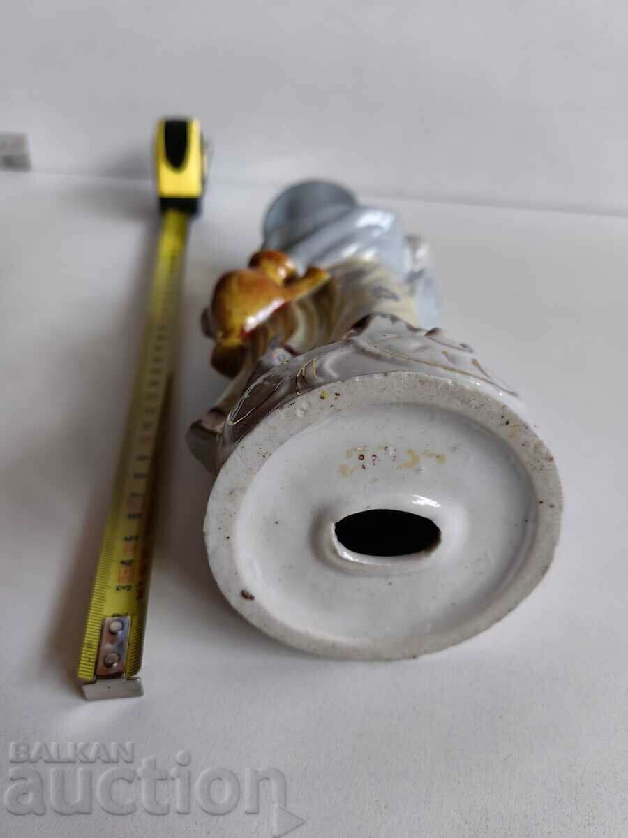 ПЕРФЕКТНА ГОЛЯМА ПОРЦЕЛАНОВА ФИГУРА СТАТУЕТКА - 7 ПЕРФЕКТНА ГОЛЯМА ПОРЦЕЛАНОВА ФИГУРА СТАТУЕТКА - 7