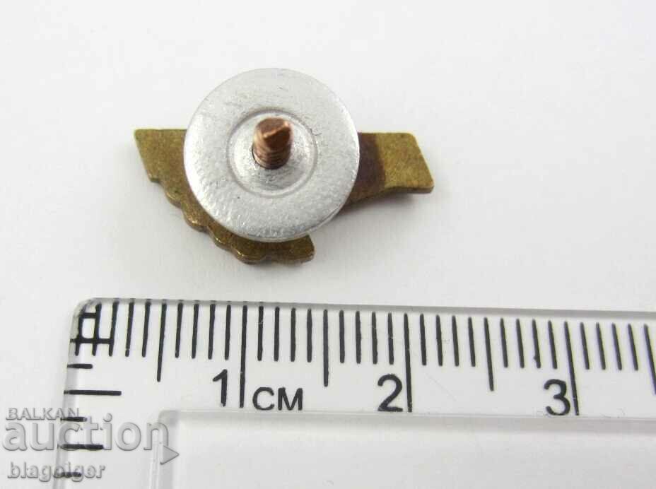 Delivery of Old Football Badge-Locomotive-Enamel-Screw Delivery of Old Football Badge-Locomotive-Enamel-Screw