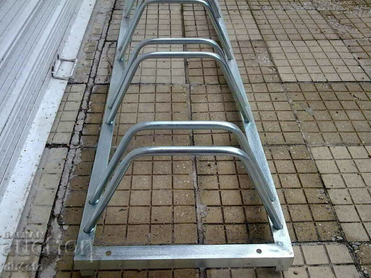 Delivery of Parking stand for 3 or 5 wheels, the bicycle galvanized