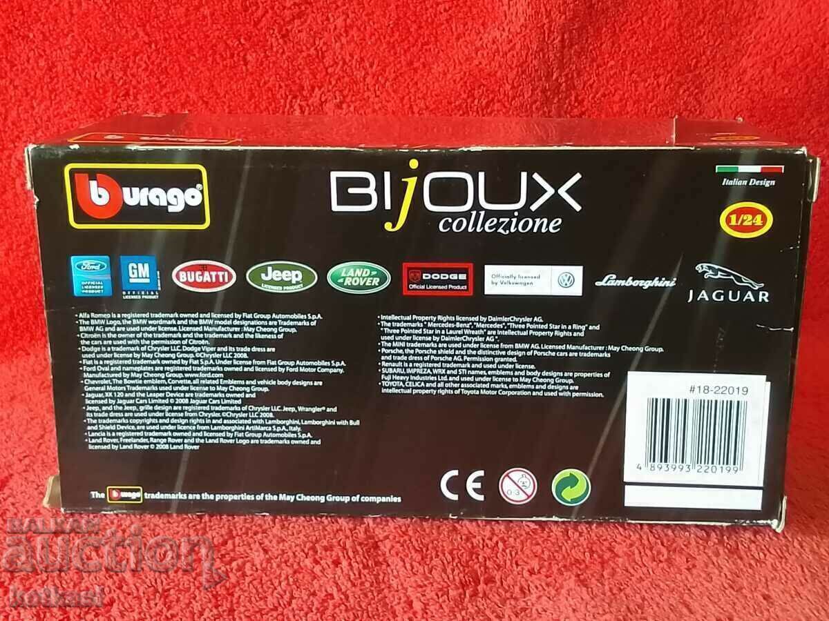 Old model car burago BUGATTI Atlantic 1/24 in box - 6