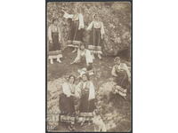Снимка-карта - етнография - жени в народни носии - ок. 1920