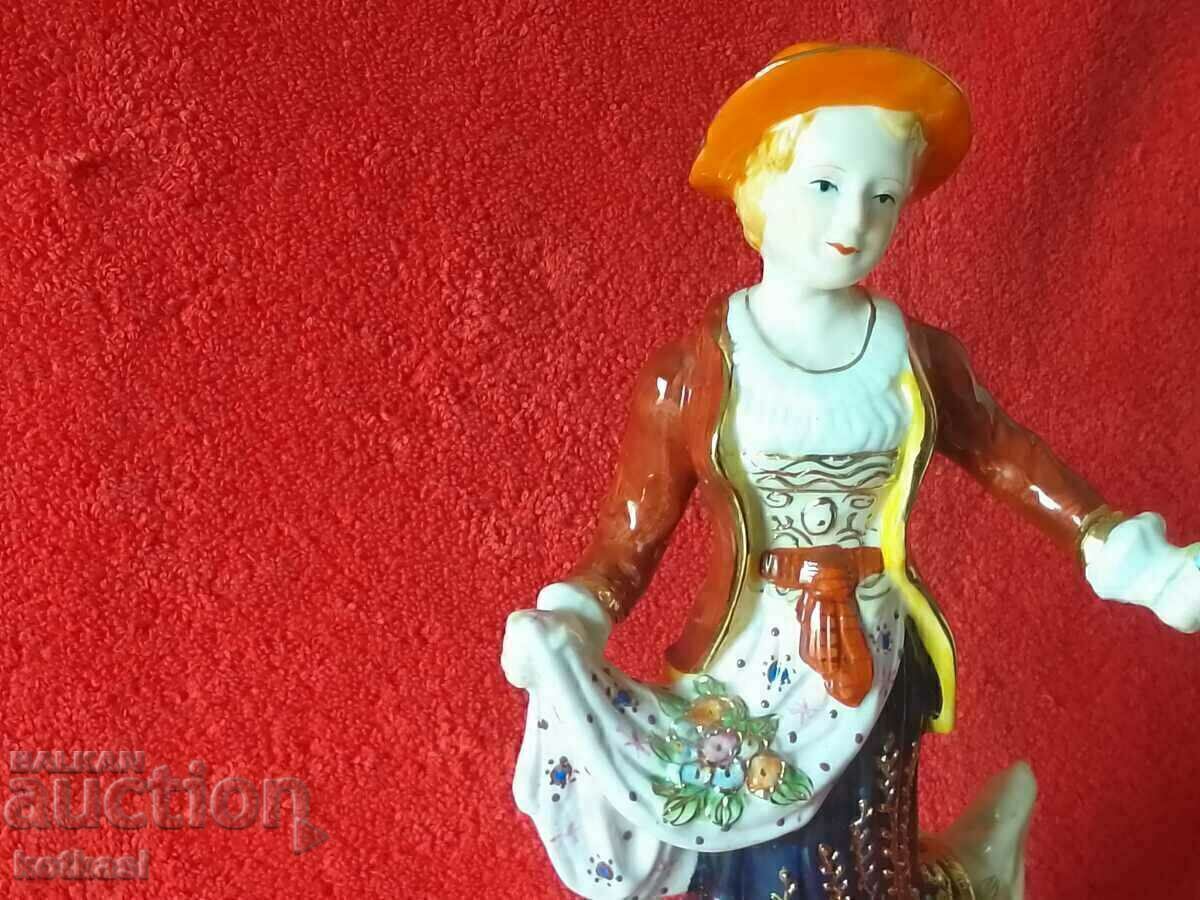 Old porcelain figure Plastic Western Europe at the beginning of the 20th century - 6 Old porcelain figure Plastic Western Europe at the beginning of the 20th century - 6