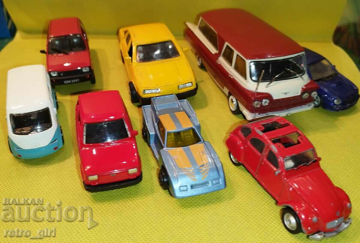 Auction  I am selling a set of strollers, models.