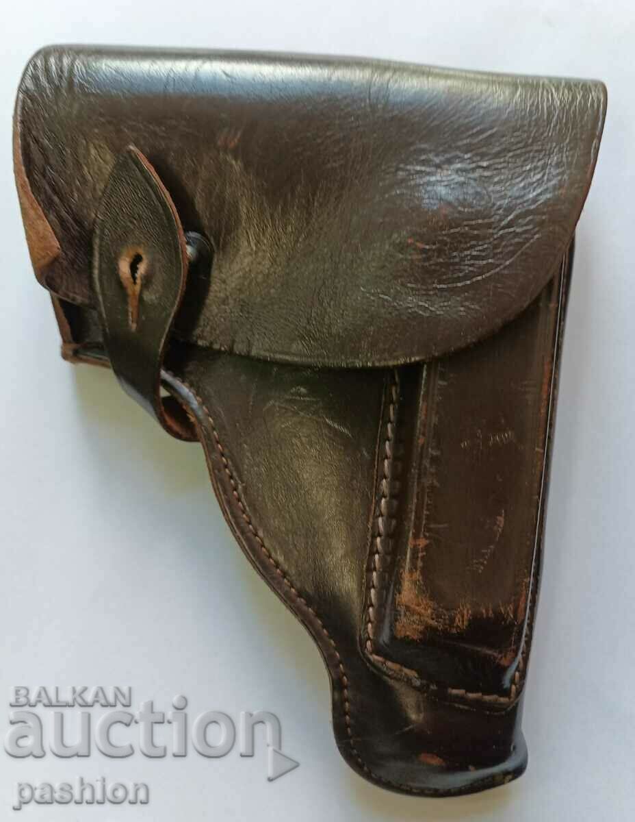 OLD VERY PRESERVED PISTOL, PISTOL, REVOLVER HOLSTER with price 34.90 BGN | € 17.84 OLD VERY PRESERVED PISTOL, PISTOL, REVOLVER HOLSTER with price 34.90 BGN | € 17.84
