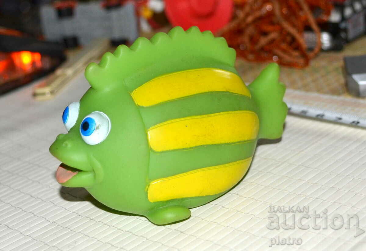 Water Rubber Green Sprayer Bubble Fish Sunflex Toy...