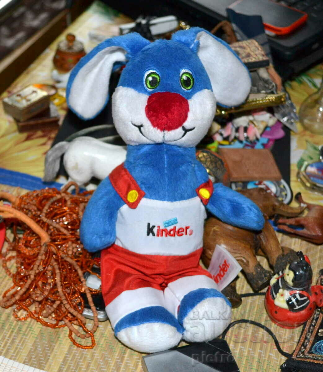 Kinder Surprise Rabbit: jucărie de pluș albastră și roșie.