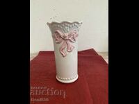 A beautiful porcelain Italian marked vase