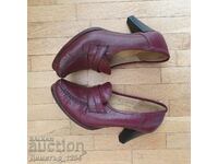 Дамски обувки с ток от естествена кожа