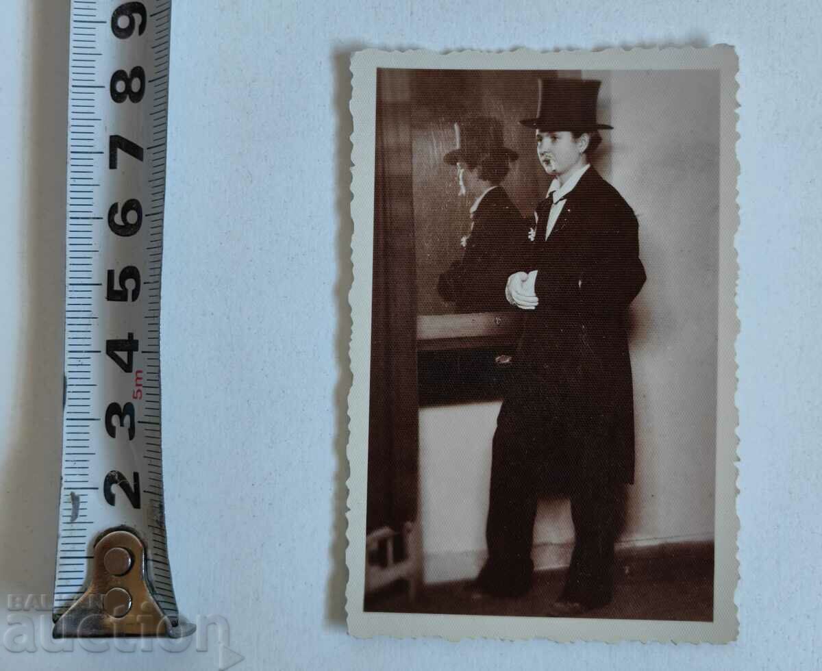 1939 GIRL IN Frockcoat CIGARETTE PHOTOGRAPH KINGDOM OF BULGARIA with price 15.00 BGN | € 7.67