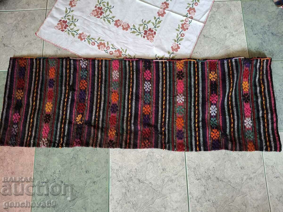 Veche pernă și cuvertură nouă cu broderie - 7