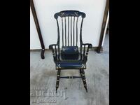 Vintage κουνιστή πολυθρόνα από μασίφ ξύλο!