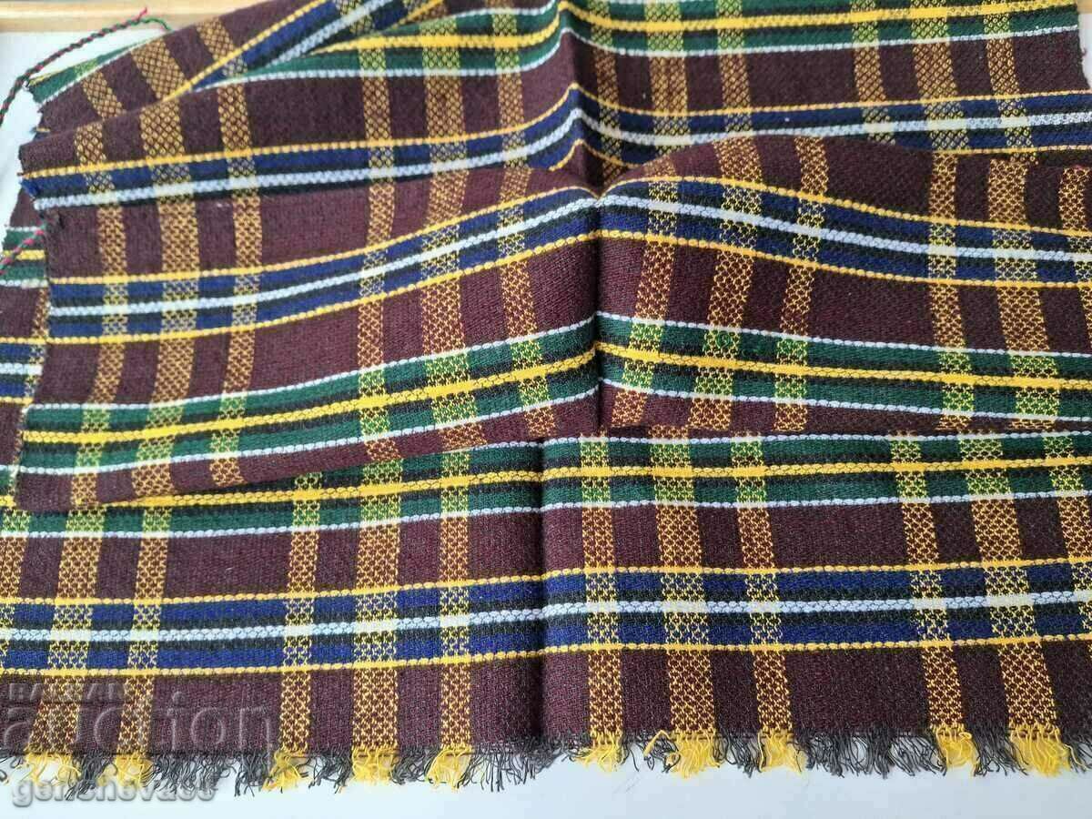 Δημοπρασία Αυθεντική μάλλινη ποδιά και πουγκί