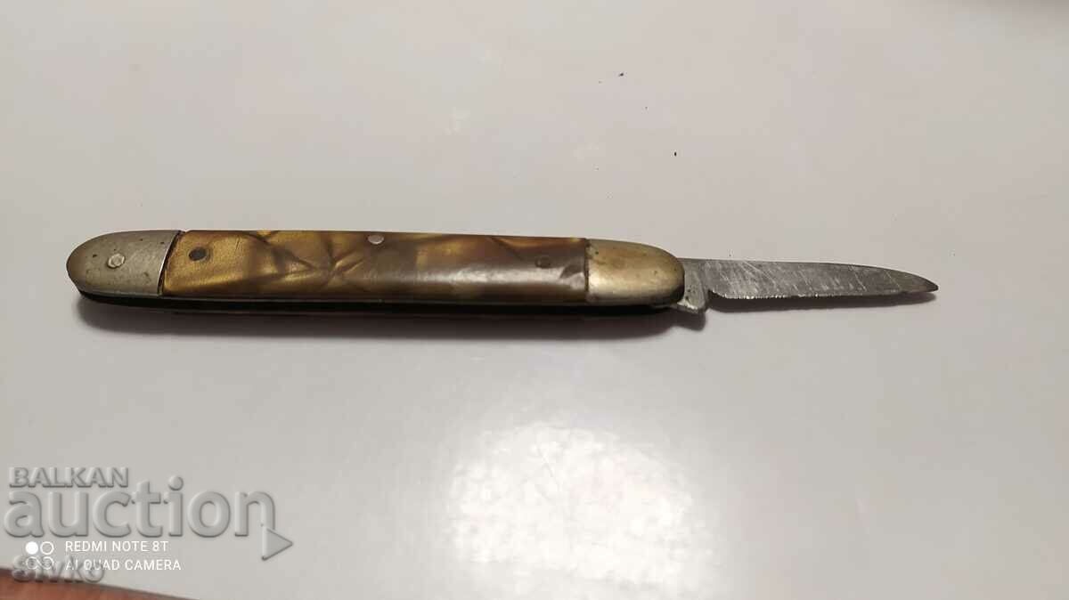 Auction Pocket knife Auction Pocket knife