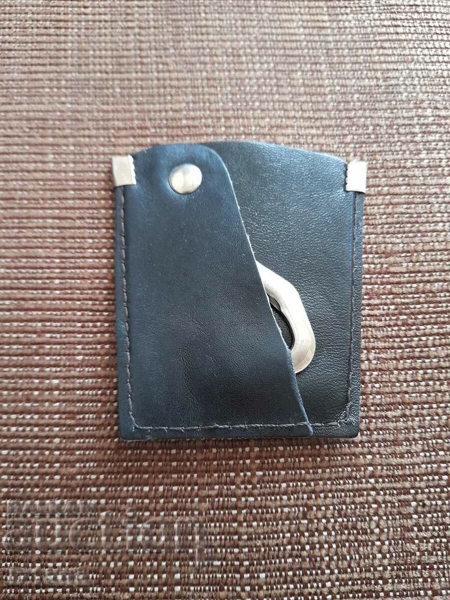 Old key holder SHK Dimitar Dimov Yambol with price 22.00 BGN | € 11.25 Old key holder SHK Dimitar Dimov Yambol with price 22.00 BGN | € 11.25