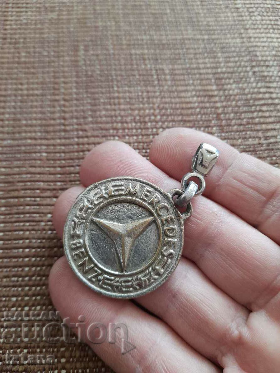 Old Mercedes key ring with price 27.00 BGN | € 13.80 Old Mercedes key ring with price 27.00 BGN | € 13.80