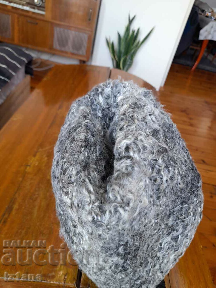 Old hat, cap - 5 Old hat, cap - 5