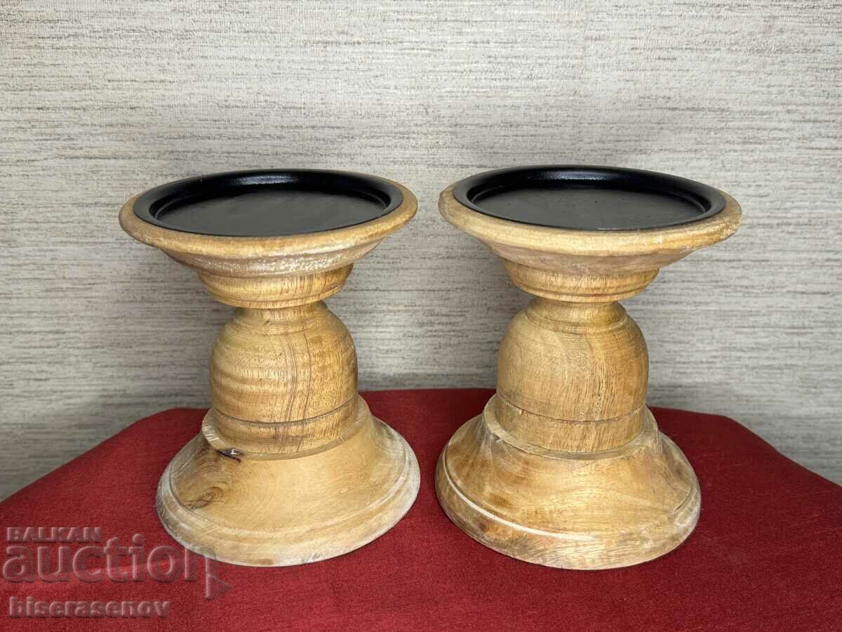 2 wooden candlesticks