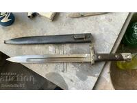 Manlicher bayonet with lopus