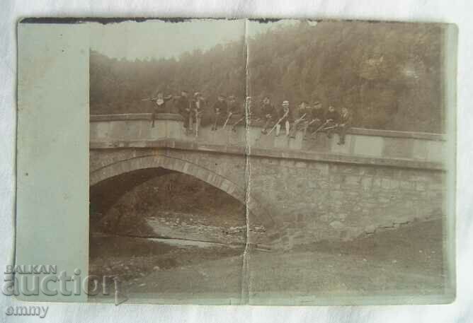 Fotografie veche de carte poștală - Podul de la Red Beach