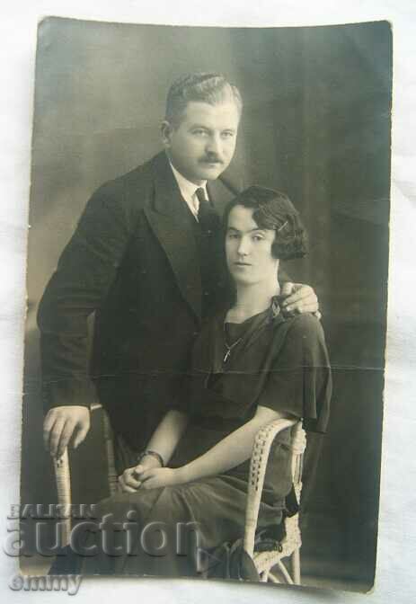 Стара снимка 1933 - семейство, гр.Бургас