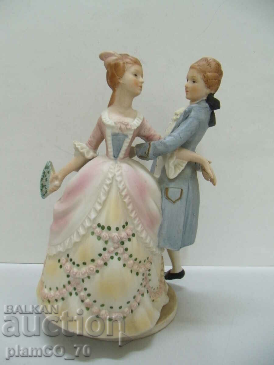 No.*7490 old porcelain figure - musical / with lantern