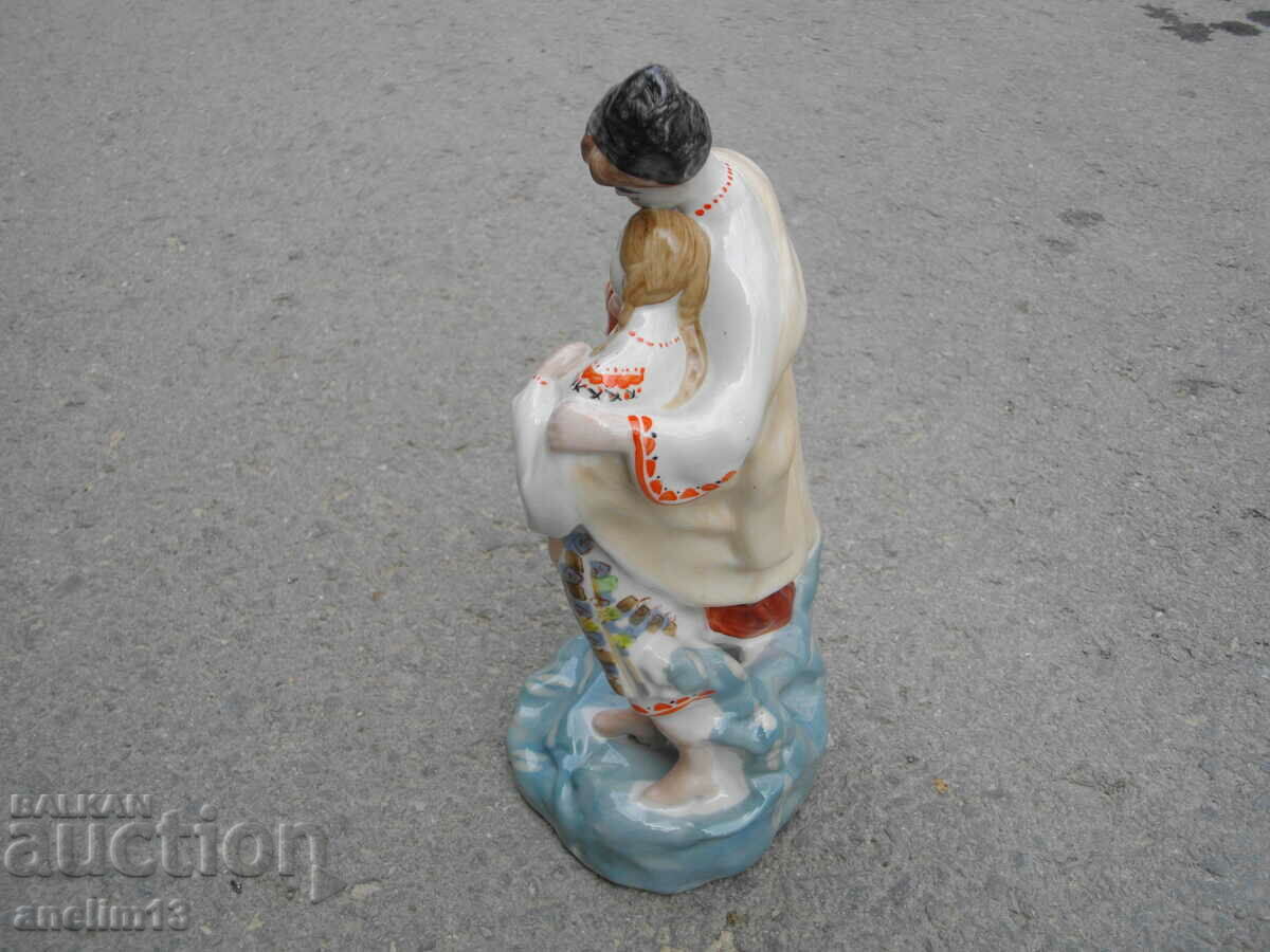Auction OLD RUSSIAN SOVIET PORCELAIN USSR FIGURE STATUETTE Auction OLD RUSSIAN SOVIET PORCELAIN USSR FIGURE STATUETTE