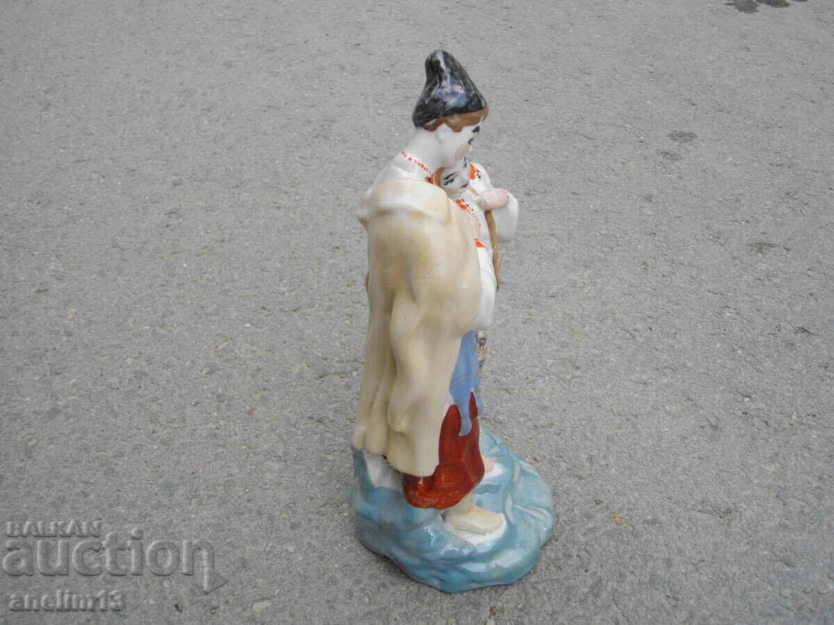 OLD RUSSIAN SOVIET PORCELAIN USSR FIGURE STATUETTE - 5 OLD RUSSIAN SOVIET PORCELAIN USSR FIGURE STATUETTE - 5