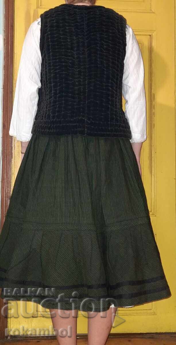 Auction Authentic costume from Varna region. Auction Authentic costume from Varna region.