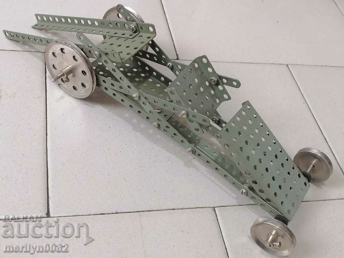 Детска метална играчка автомобил сглобен от конструктор кола