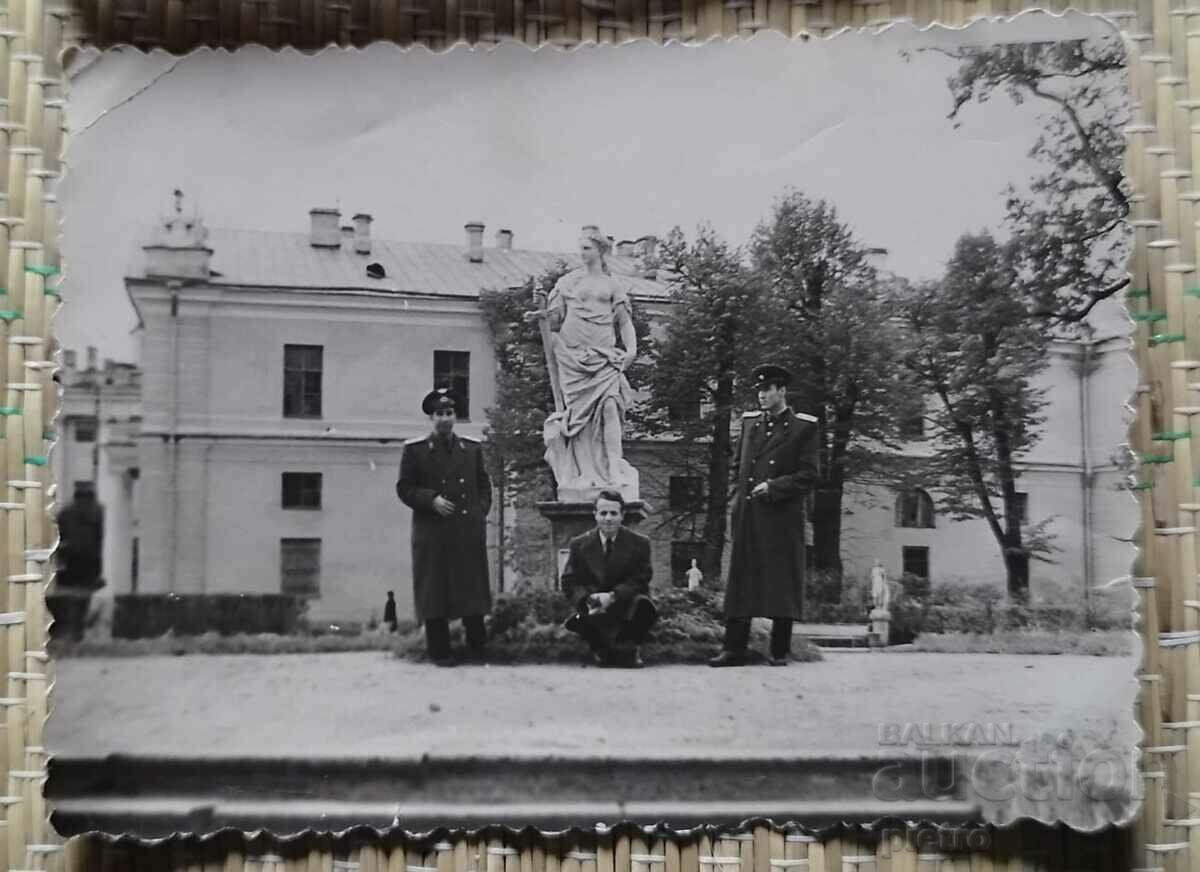 Bulgaria Fotografie veche cu soldați, ofițeri în fața...