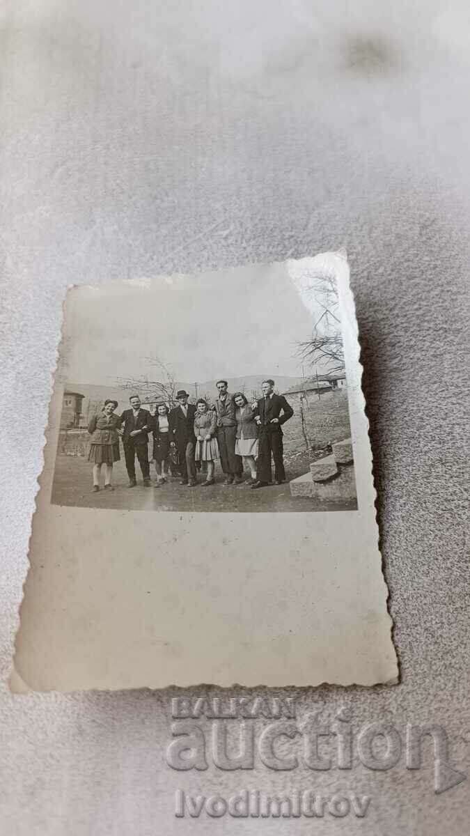 Снимка София Владая Мадежи и девойки 1945