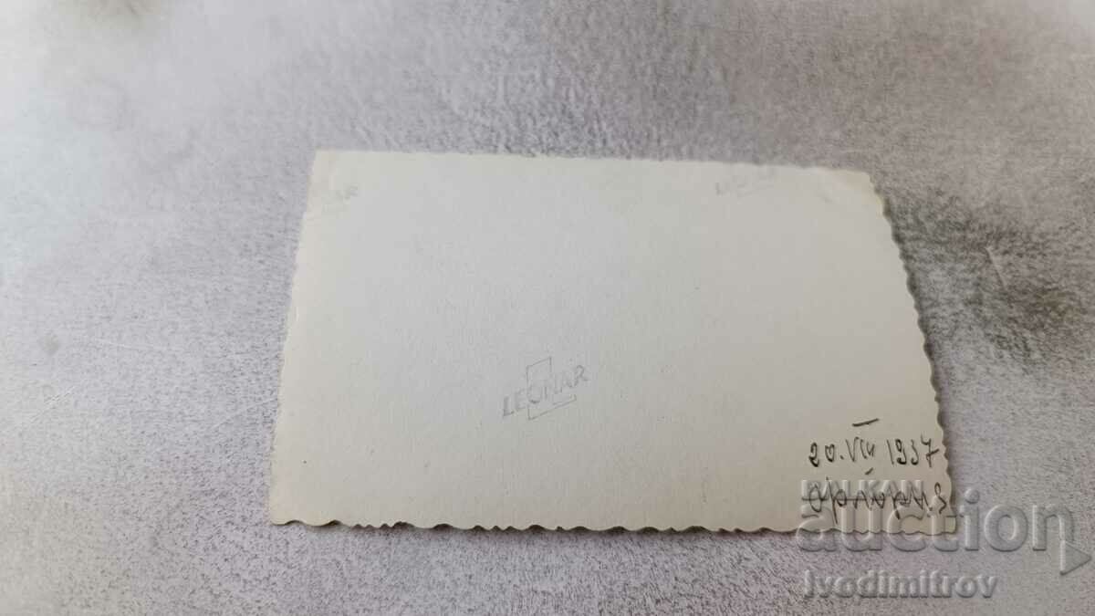 Photo Three young girls sitting on the pier 1937 with price 1.85 BGN | € 0.95 Photo Three young girls sitting on the pier 1937 with price 1.85 BGN | € 0.95