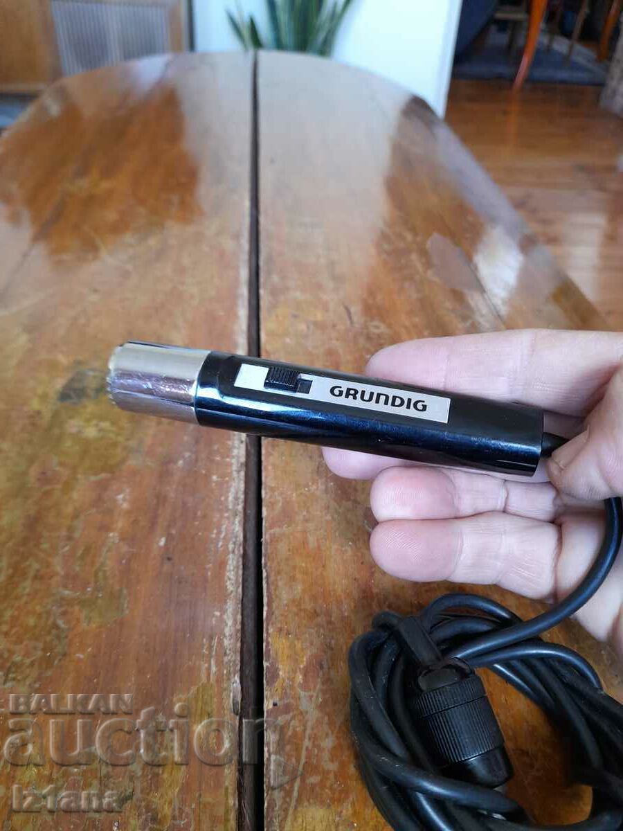 Παλιό μικρόφωνο Grundig με τιμή 27.00 BGN | € 13.80 Παλιό μικρόφωνο Grundig με τιμή 27.00 BGN | € 13.80