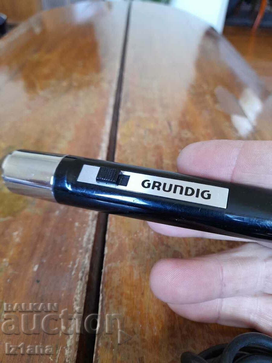 Δημοπρασία Παλιό μικρόφωνο Grundig Δημοπρασία Παλιό μικρόφωνο Grundig