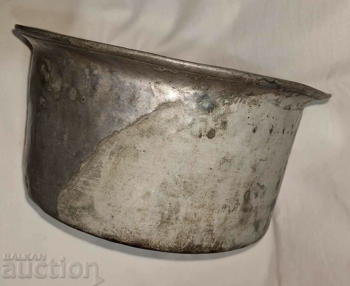 Old copper pot with lid and seal - 6 Old copper pot with lid and seal - 6