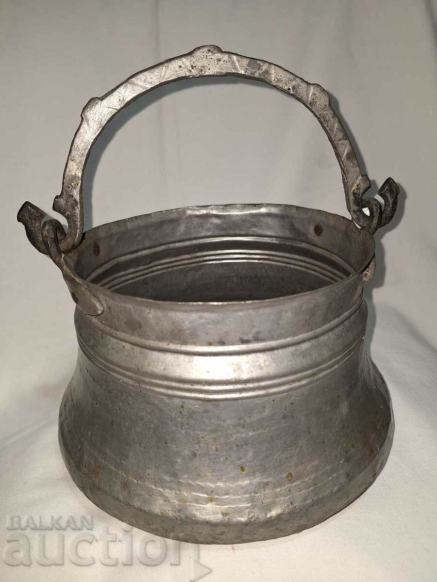 Old copper copper kettle