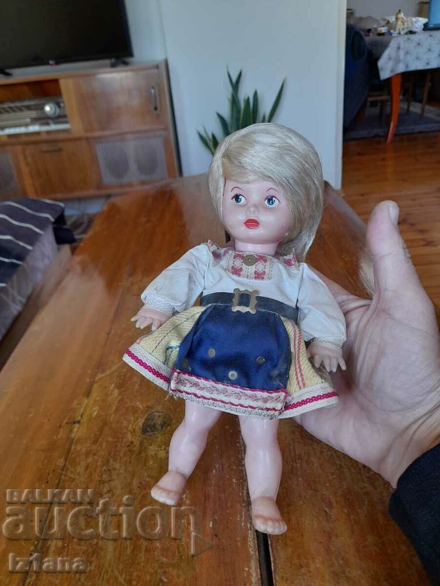 Παλιά κούκλα
