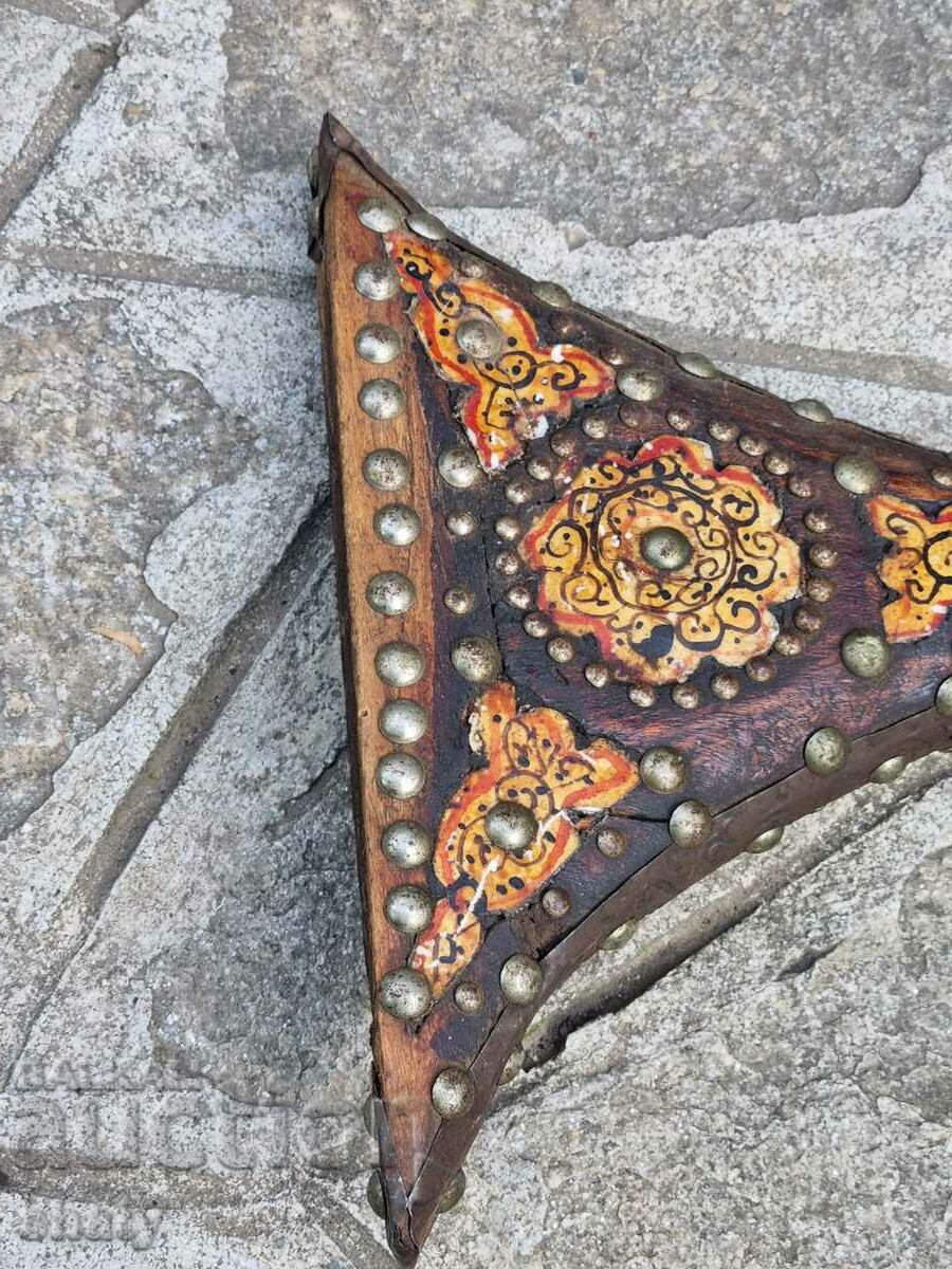 Pușcă veche..Kremakliika. cu preț 550.00 BGN | € 281.21 Pușcă veche..Kremakliika. cu preț 550.00 BGN | € 281.21