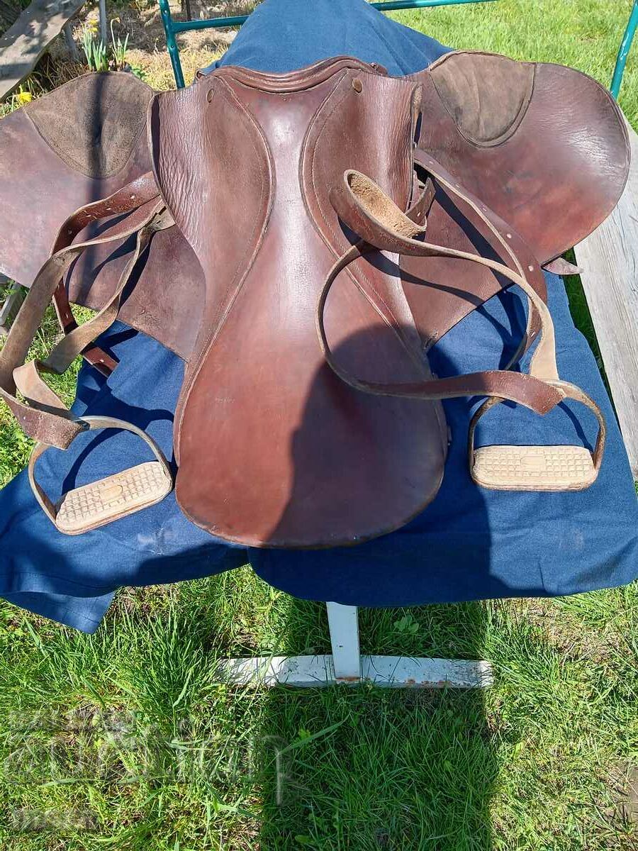 Livrarea Șa de cavalerie pentru călărie Livrarea Șa de cavalerie pentru călărie