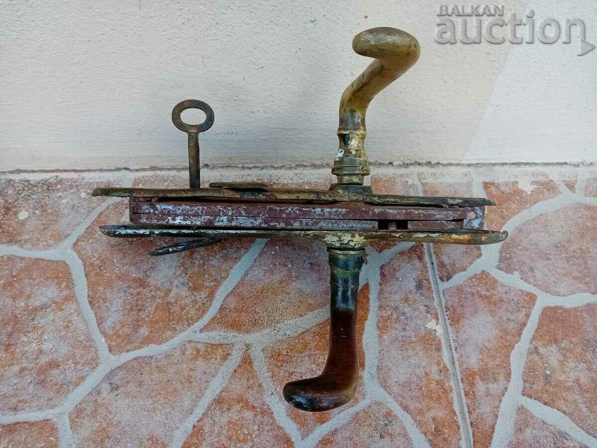 Κλειδαριά αντίκα πόλης με μπρούτζινο κλειδί - 5 Κλειδαριά αντίκα πόλης με μπρούτζινο κλειδί - 5