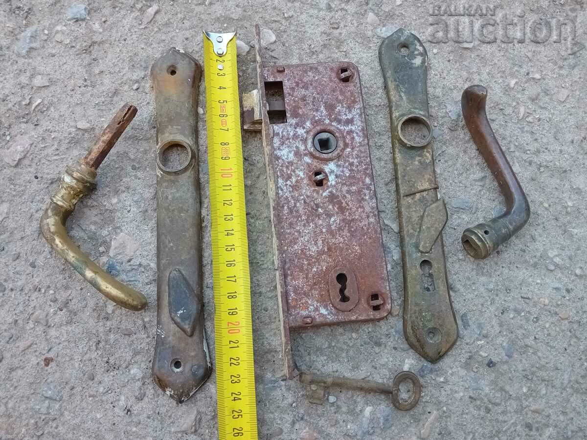 Κλειδαριά αντίκα πόλης με μπρούτζινο κλειδί - 6 Κλειδαριά αντίκα πόλης με μπρούτζινο κλειδί - 6