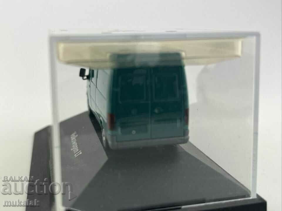 Delivery of HERPA 1:87 H0 VW LT MODEL TROLLEY TOY BUS Delivery of HERPA 1:87 H0 VW LT MODEL TROLLEY TOY BUS