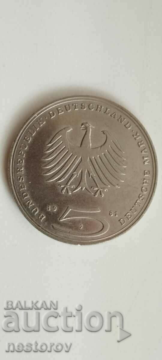 ANNIVERSARY 5 GRAND STAMPS ANNIVERSARY 5 GRAND STAMPS